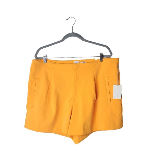 A New Day Tailored Midi Shorts - Picture 3 of 9